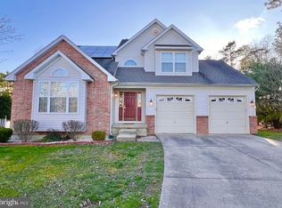 118 Camelot Cir, Mays Landing, NJ 08330