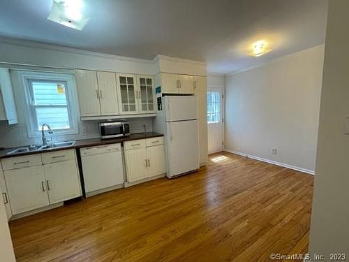 3rd image of 85 Long Hill Ave #85