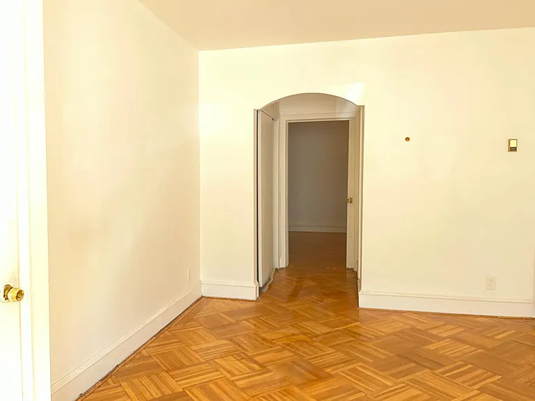 3403 Sheffield Ave #1 — Photo 18