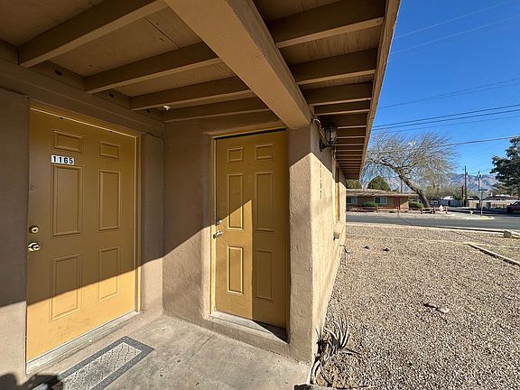 2nd image of 1161-1167 N Catalina Ave