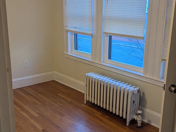 5th image of 7 Stedman St #1