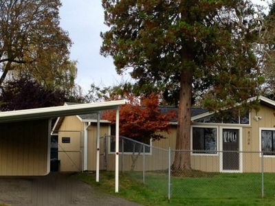 8704 Briggs Ln SW, Lakewood, WA, 98498