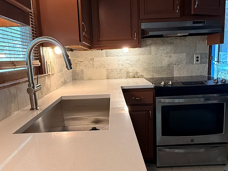 2928 Sanibel Dr — Photo 7