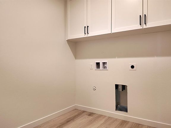 5th image of 10905 Tatuk Way