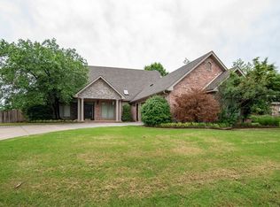 1113 N Wren Dr, Rogers, AR 72756