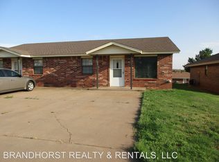 106 McKenzie Dr, Weatherford, OK 73096