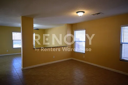 5333 Iron Crossing Ave Photo 1
