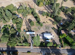 2360 Pine Grove Rd, Rogue River, OR 97537