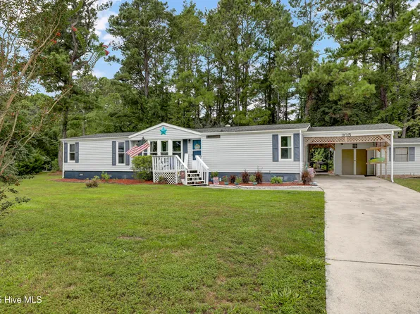 105 Navy Court, Hampstead, NC 28443