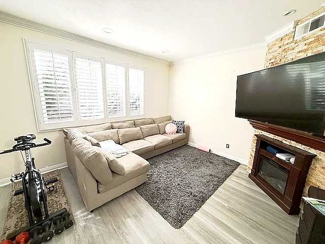 15590 Timberidge Ln — Photo 5