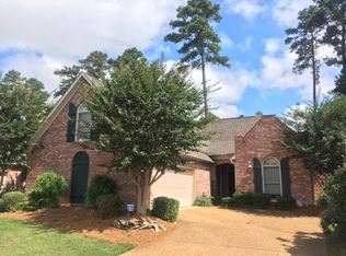 746 Versailles Dr, Ridgeland, MS 39157