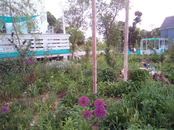 726 Division Ave, Niagara Falls, NY 14305