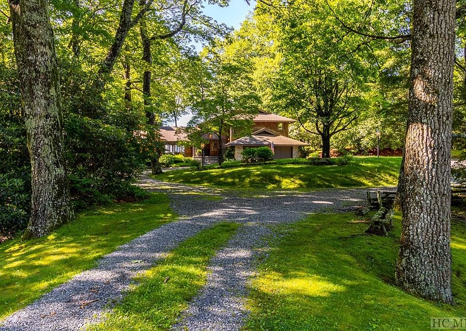 221 Azalea Ln, Cashiers, NC 28717 Zillow