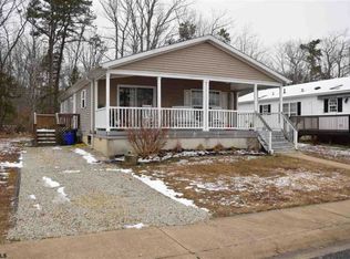 10 Fernwood Ln, Mays Landing, NJ 08330