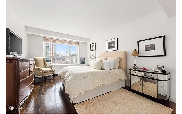 Sold by Douglas Elliman | media 4