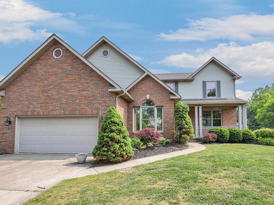 1st image of 716 Creekside Dr