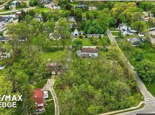 329 Reid Rd, Grand Blanc, MI 48439