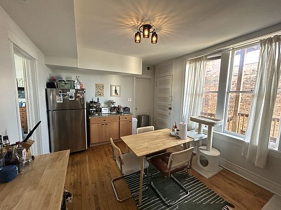 3rd image of 2406 N Mozart St #3
