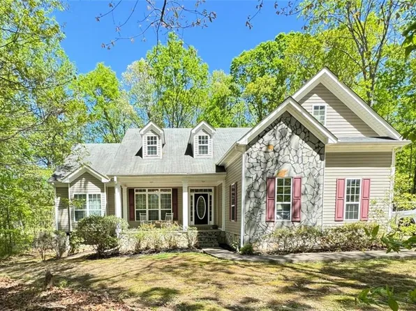 8882 Camp Ridge Ct, Winston, GA 30187