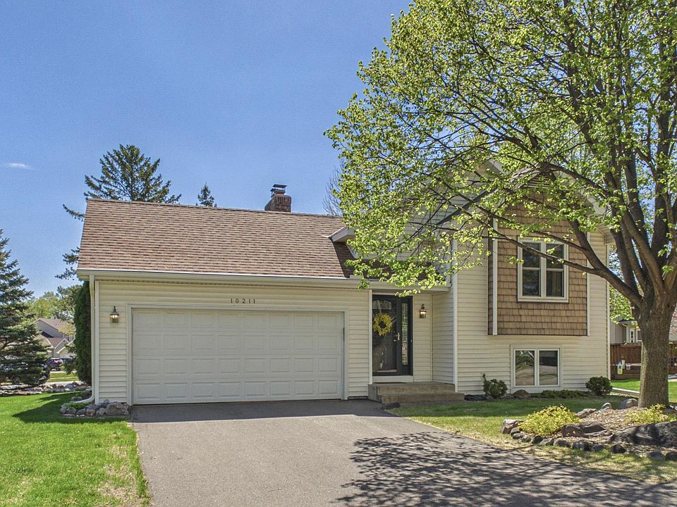 1st image of 10211 Lee Dr