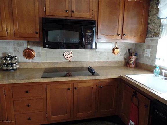 4th image of 226A Buckingham Ct