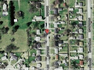1637 N Illinois St, South Bend, IN 46628