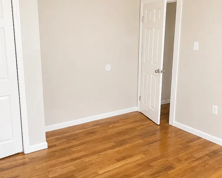 57 E Runyon St #1L — Photo 4