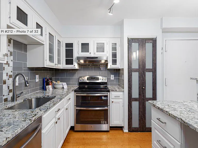 7600 Tremayne Pl #212 — Photo 3