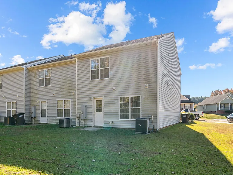 408 Anna St — Photo 27