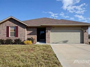 3213 E Colonial St, Republic, MO 65738