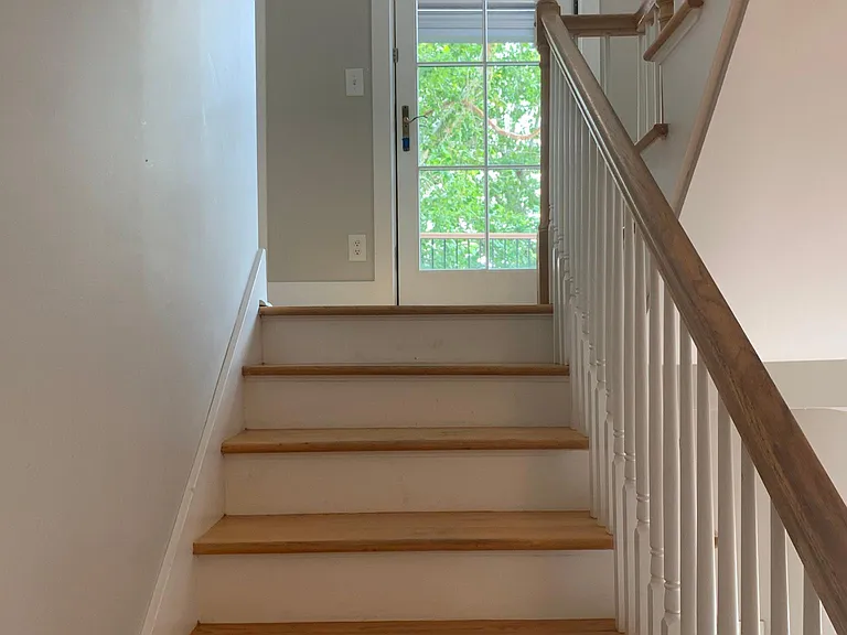 35 Hillary Ct — Photo 10