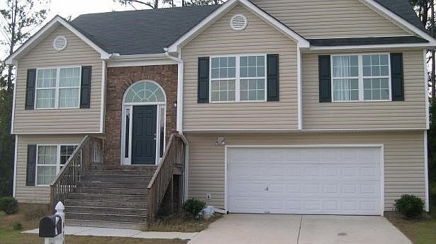 1st image of 4085 Round Stone Dr