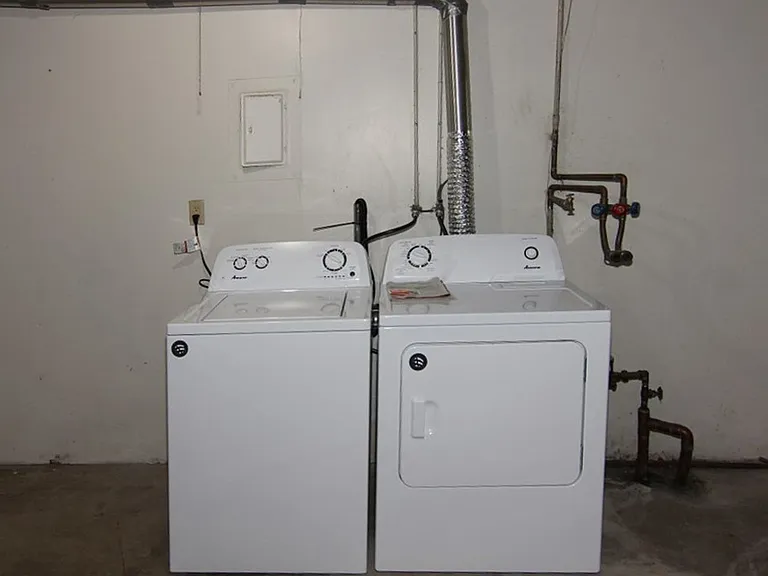 2 Bedroom Townhomes — Photo 11