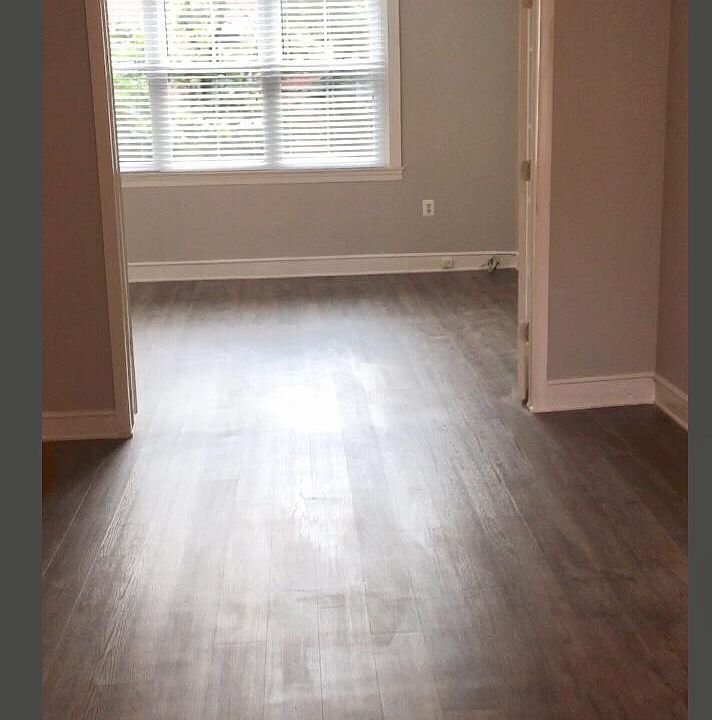 1st image of 806 S 5th Street # Second Floor