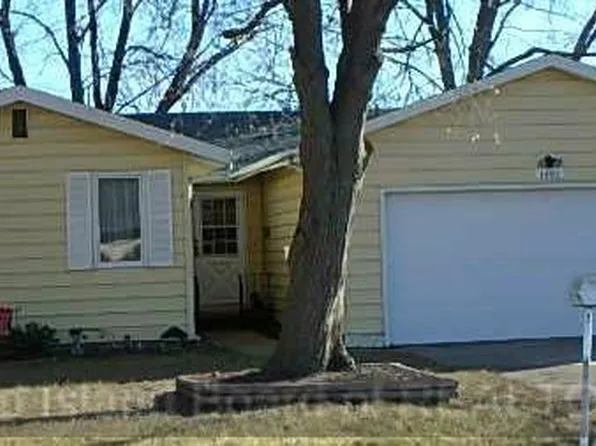 1403 Windsor Rd, Grand Island, NE 68801