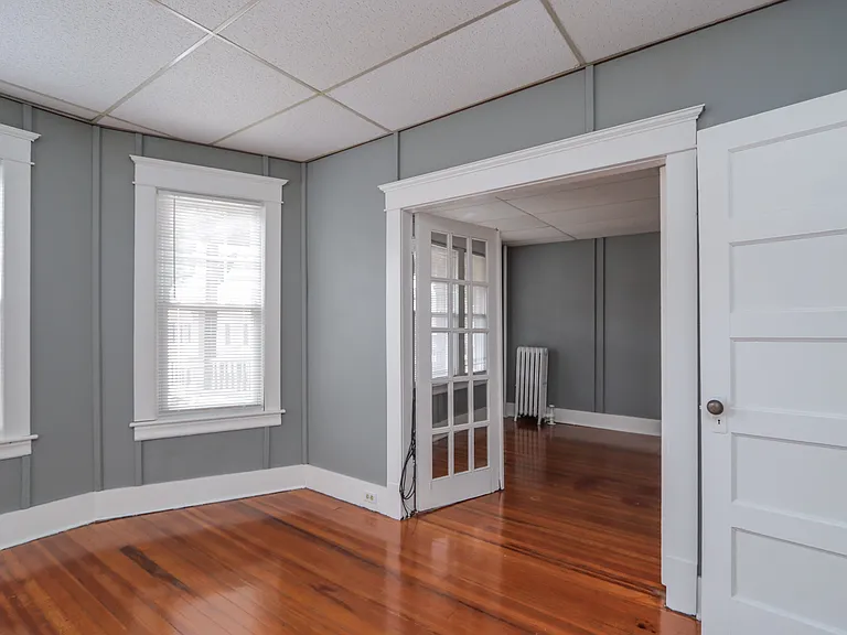 8 Ivy Ave #2 — Photo 6