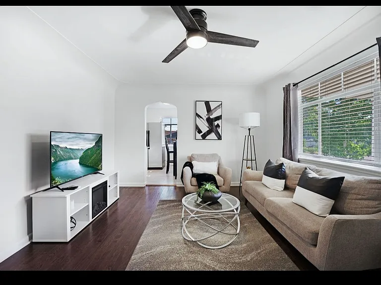 5295 Perry St — Photo 6