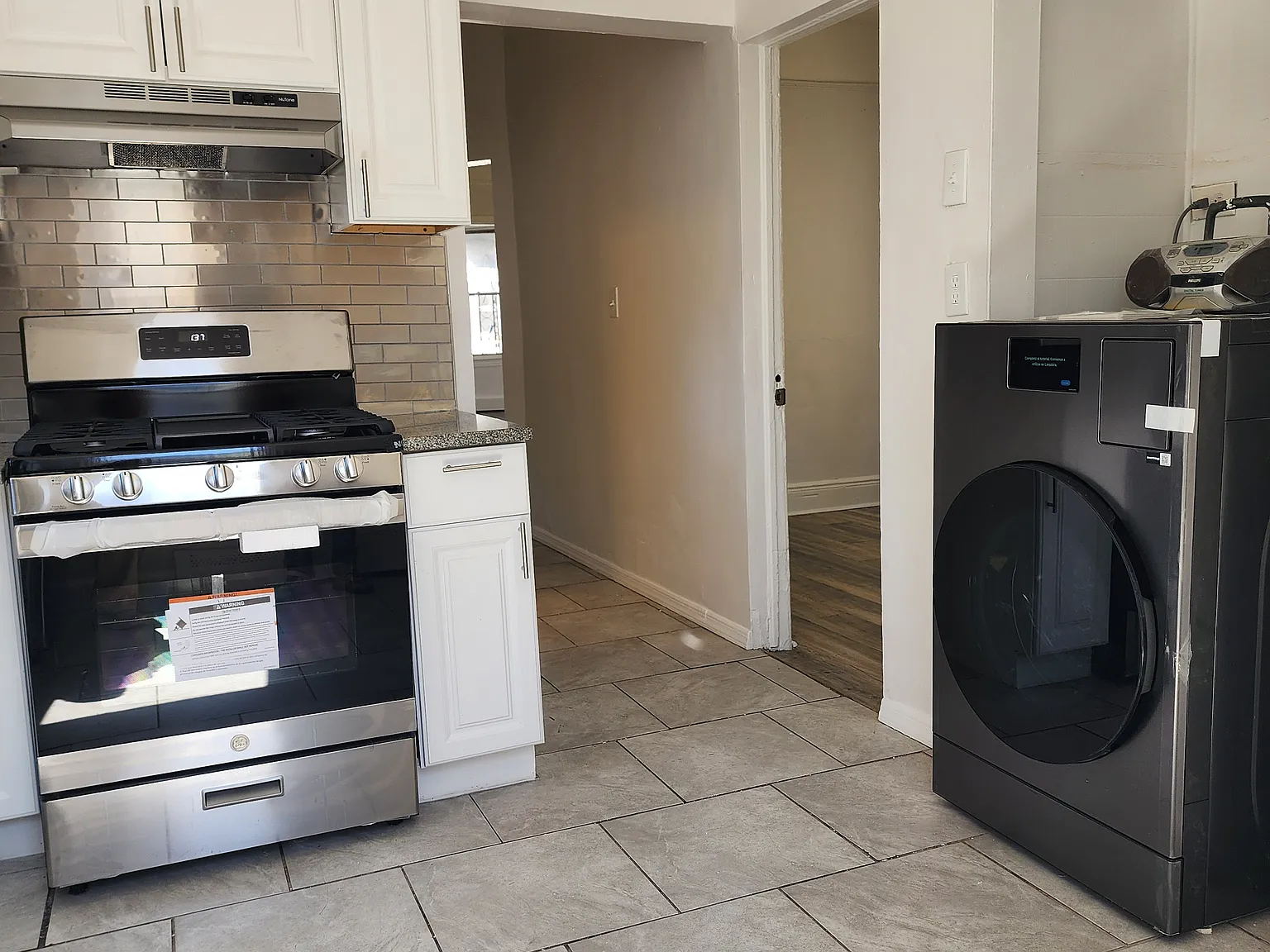 3 bed, $2,650 — Photo 3