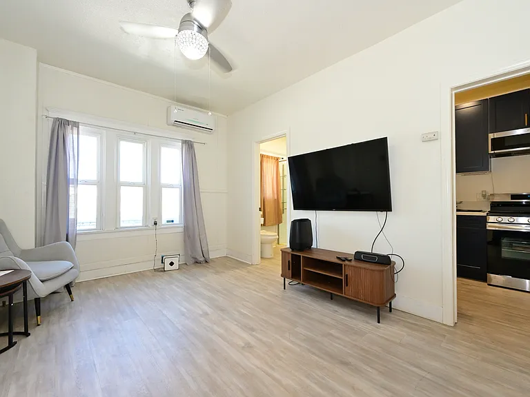 updated unit, super bright with many windows, furnished w/ in-unit laundry and free wifi (speed NOT GUARANTEED)