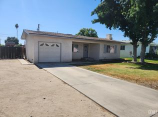 1119 Randolph St, Delano, CA 93215