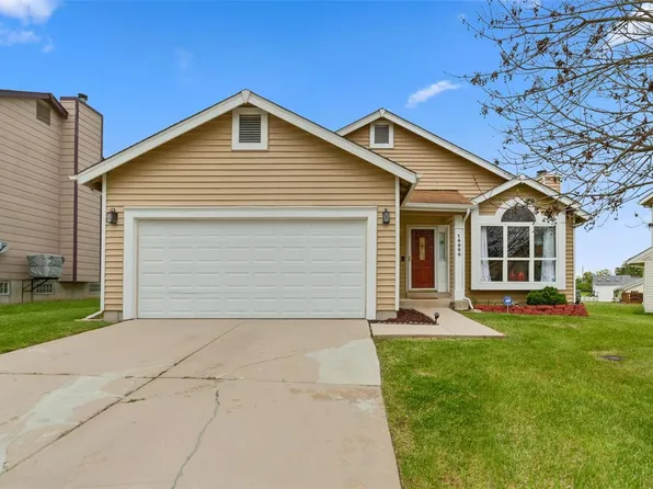 14444 Williamsburg Manor Dr, Florissant, MO 63034
