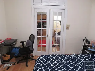 Rented by Bond New York