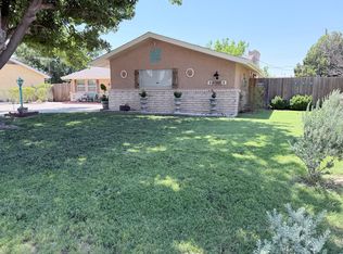 308 Twin Diamond Rd, Roswell, NM 88201