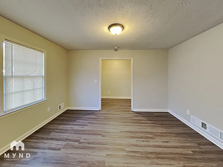 5445 Mill Valley Dr — Photo 5