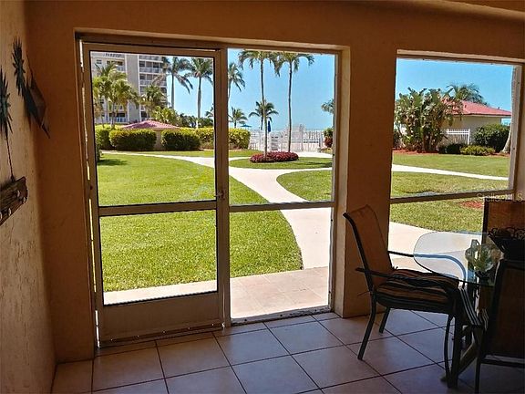 4th image of 25710 Hickory Blvd APT 106A