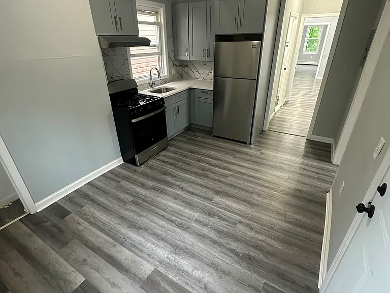 450 S 13th St #3 — Photo 5