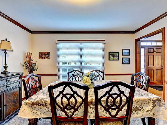 5th image of 2540 Ashbourne Dr