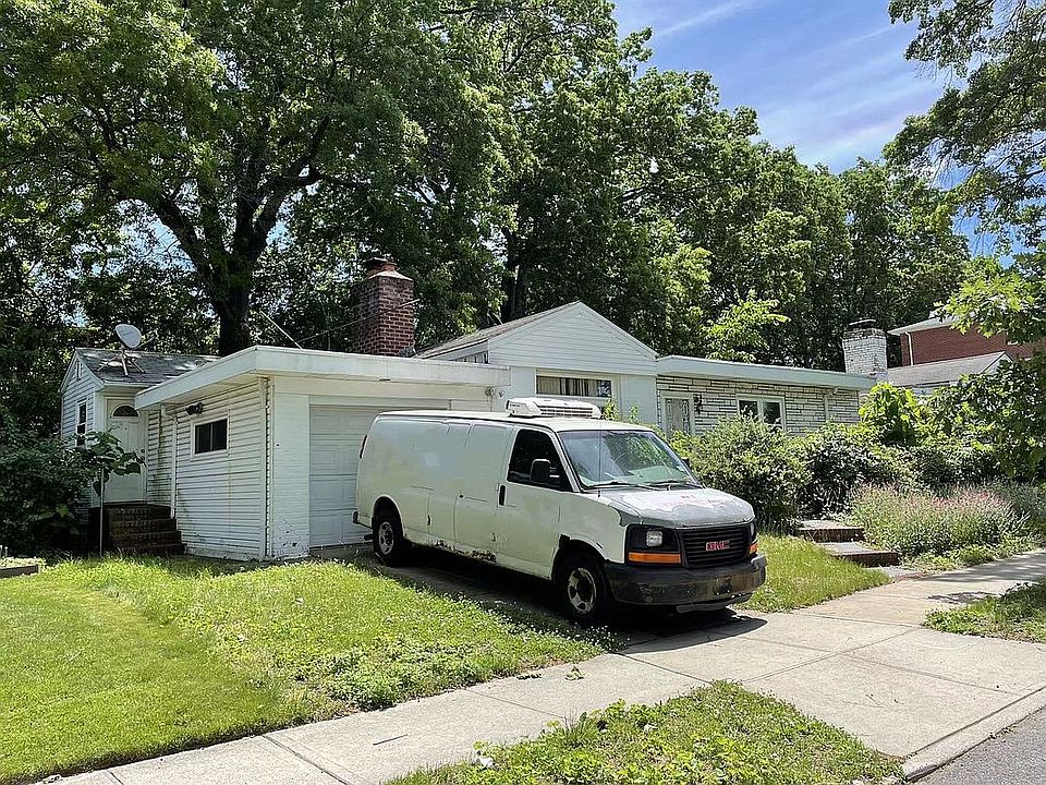 2nd image of 6711 185th St