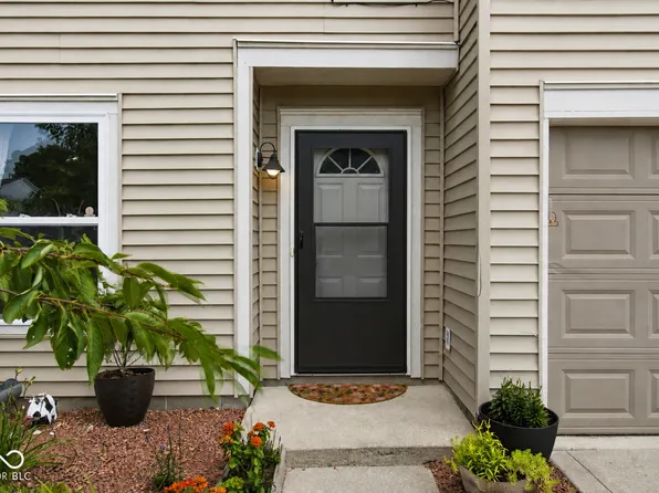 11291 N Creekside Dr, Monrovia, IN 46157