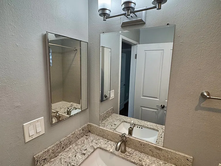 4515 Bancroft St #4 — Photo 5